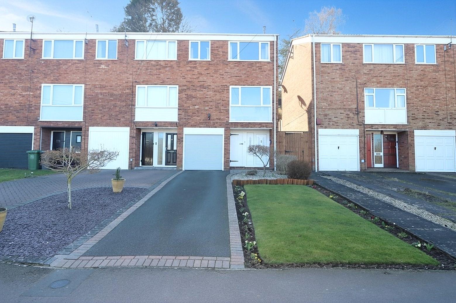 3 bed property in Stoney Lane, Kidderminster